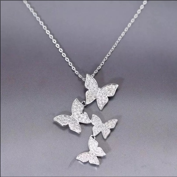 Jewelry - ⭐️SS pave Butterfly necklace